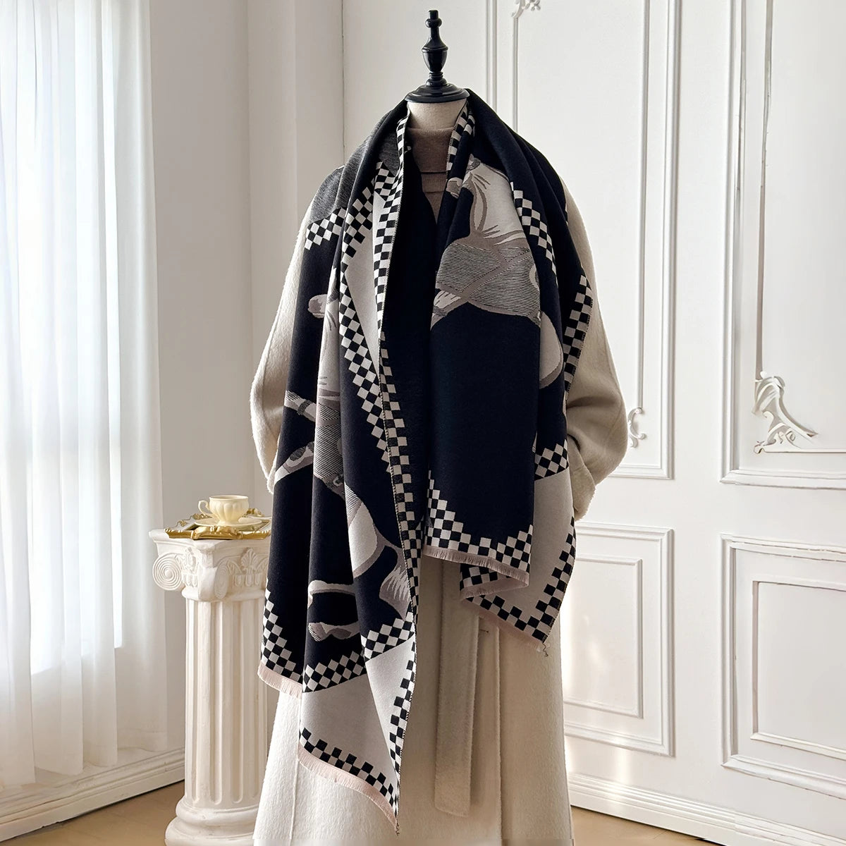 Piona Pashmina Scarf Black