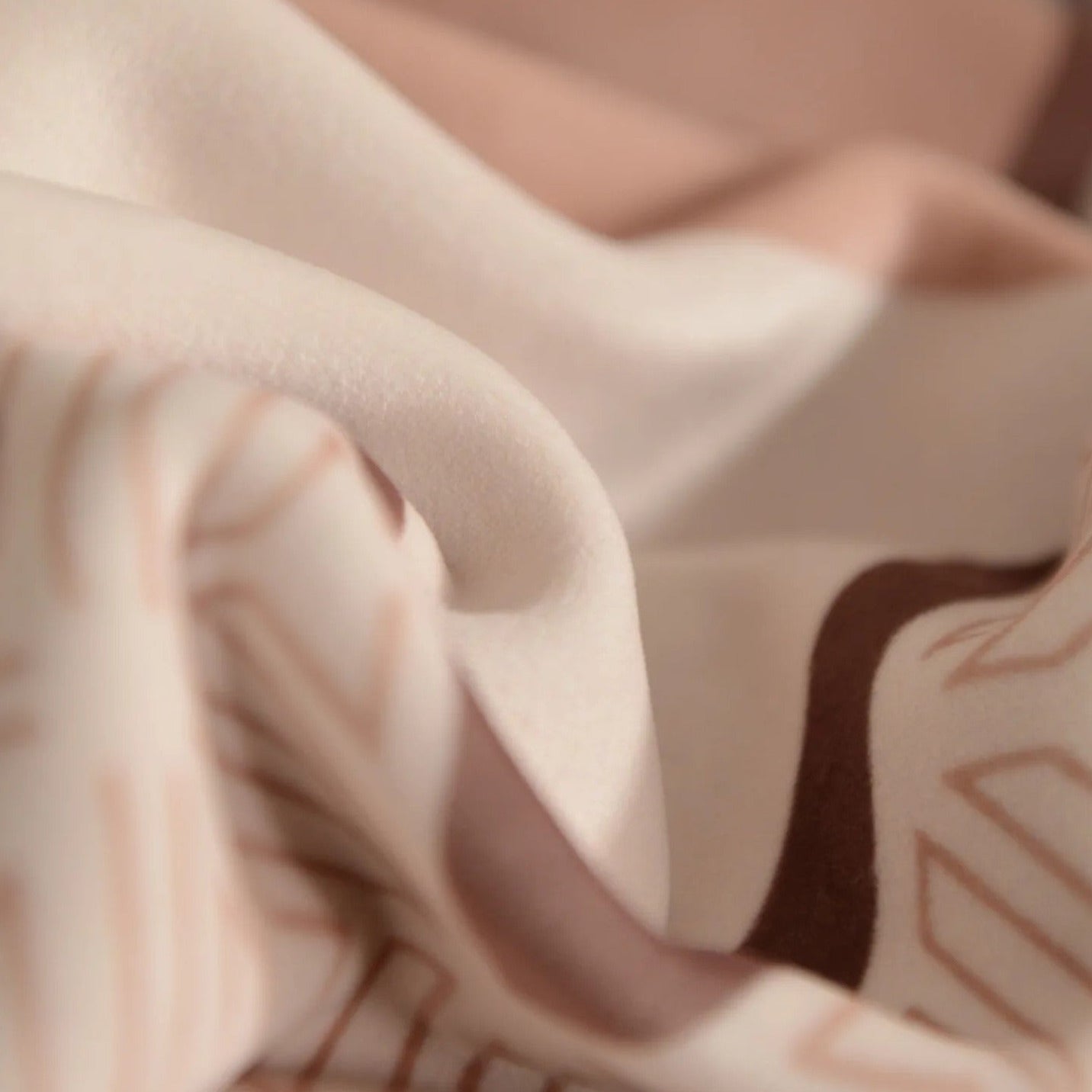 Abramo Velvet Blanket