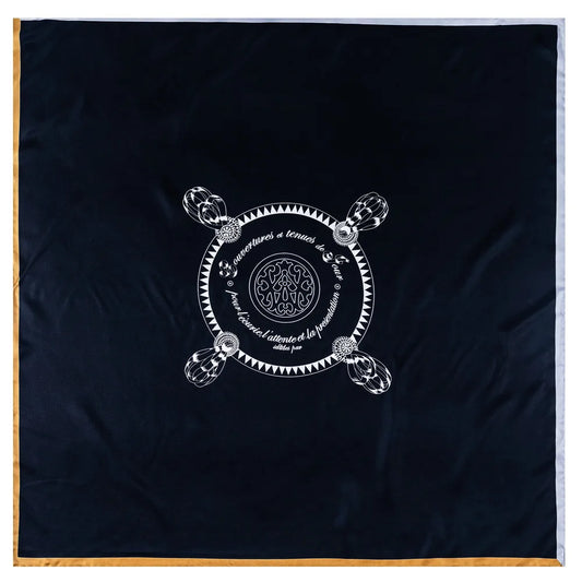 Curled Black Silk Scarf / 90cm