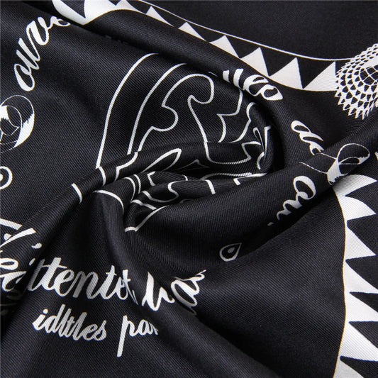 Curled Black Silk Scarf / 90cm
