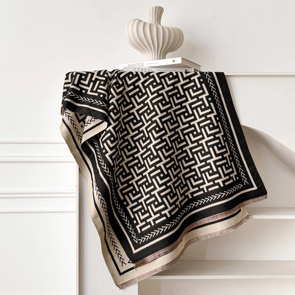 Grata Pashmina Scarf Black