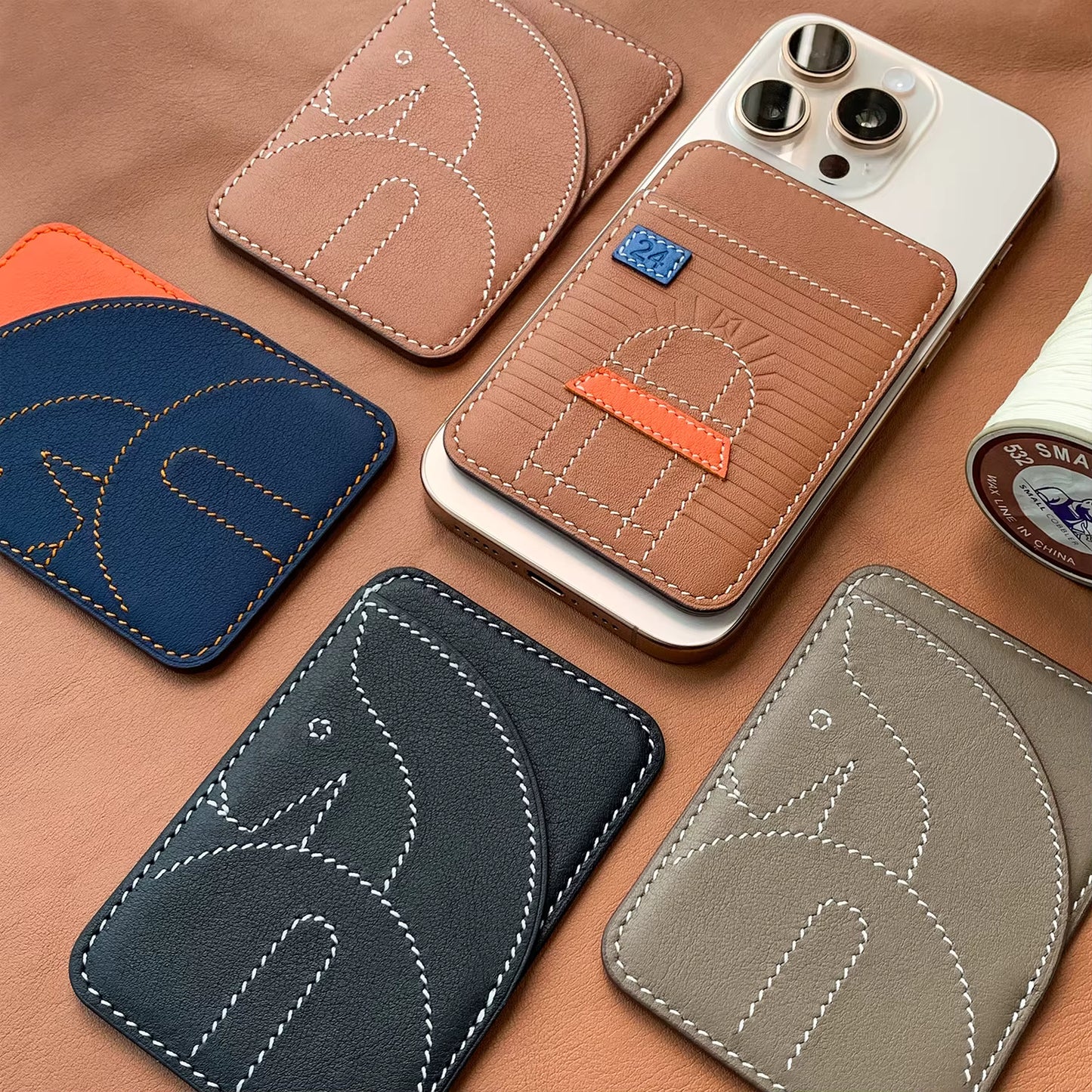 Cavallo Magnetic Card Holder