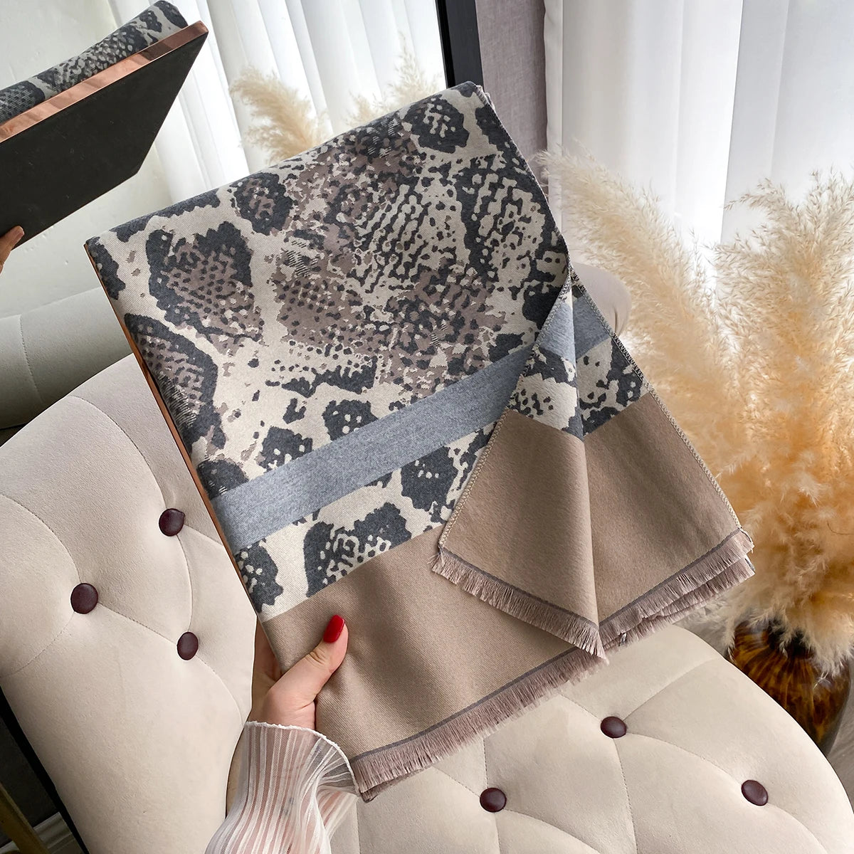 Sestilia Pashmina Scarf Gray