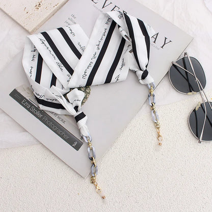Silk Glasses Chain