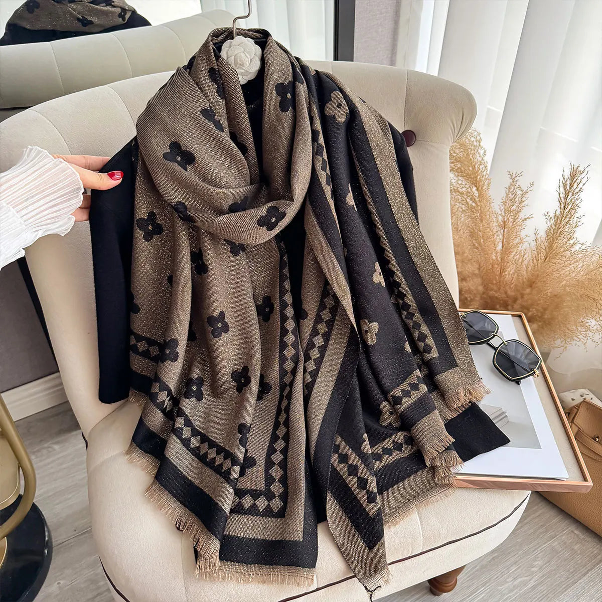 Gigia Pashmina Scarf Black