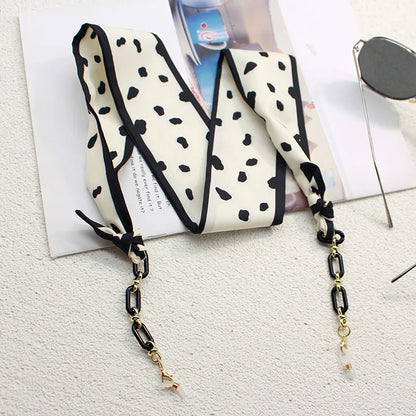 Silk Glasses Chain