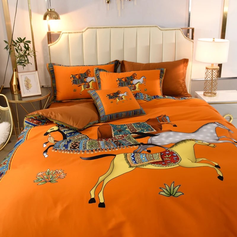 4-Piece Sateen Bedding Set (Gabriel / Orange)