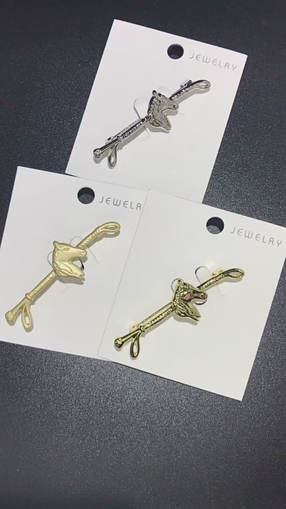 Horse Head Whip Brooch Pin (Matte Gold)