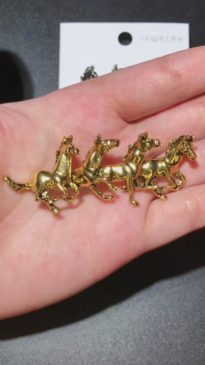 Running Horses Brooch (Silver)